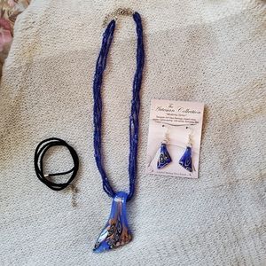 Artesian Glass Necklace & Earing Set NWT